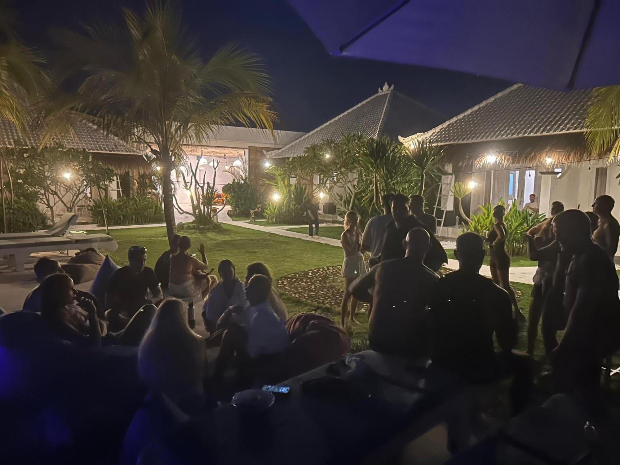 Hotel Sukacita Hill Uluwatu Exterior foto